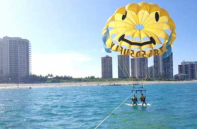 parasailing in riviera beach